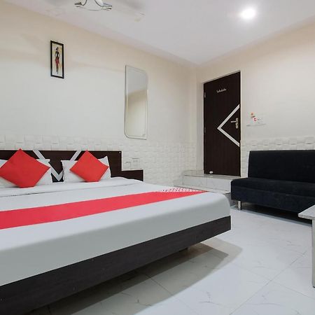 Oyo 44287 Hotel Aarav Plaza Музафарпур Екстериор снимка