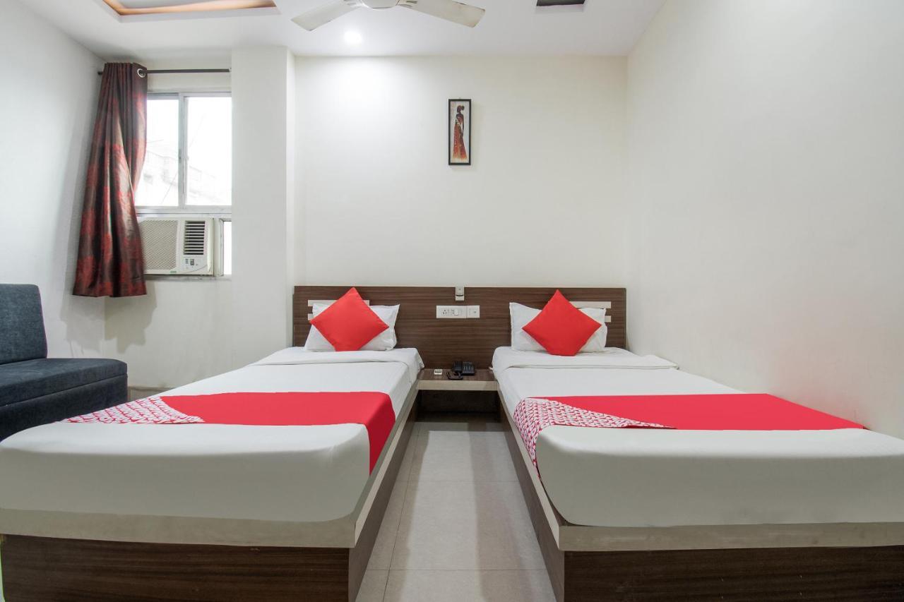 Oyo 44287 Hotel Aarav Plaza Музафарпур Екстериор снимка